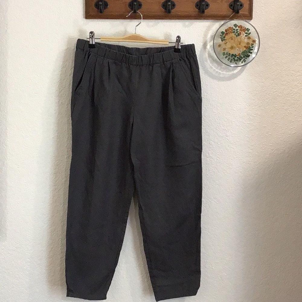 Eileen Fisher gray linen-blend trousers